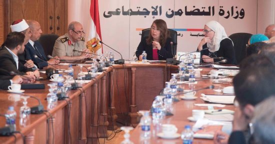 غادة والى: تطبيق إلكترونى لتسجيل أعمال الجمعيات خلال شهر رمضان