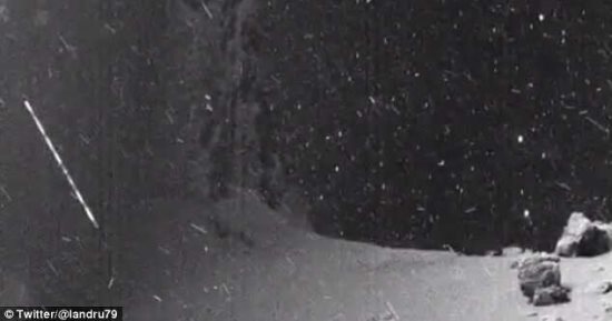 صور متحركة تظهر الغبار الممطر على المذنب 67P بعد انتهاء مهمة روزيتا