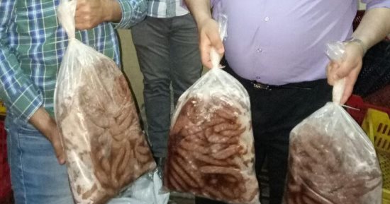 إعدام طن منتجات لحوم وألبان غير صالحة للاستخدام الأدمى بالخانكة