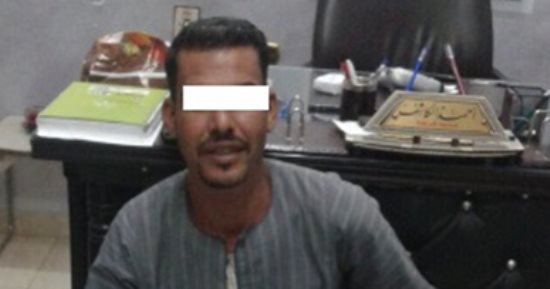 صور.. الداخلية تطارد ذئاب الجبل فى الصعيد.. "العمليات الخاصة" تقتحم أوكار تجار السلاح والمخدرات بالبلابيش والبؤر الإجرامية بسوهاج.. القوات ضبطت 3 قنابل و5 آلاف هارب من أحكام وطهرت أملاك الدولة من 15 منزلا