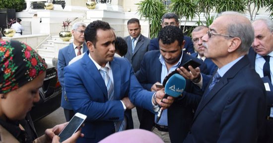 رئيس الوزراء: الاتحاد الأوروبى مهتم بأن تتحول مصر لمركز محورى للطاقة 