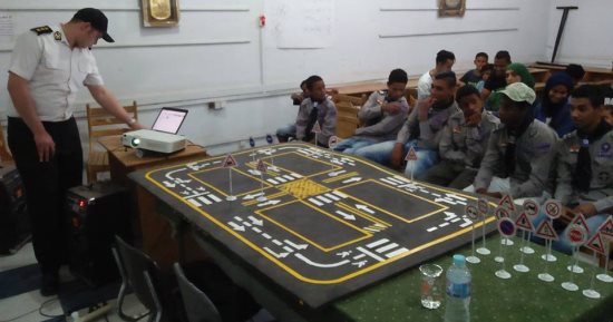 صور.. "شباب ورياضة" الأقصر تنفذ حملة توعية مرورية لفرق الجوالة والجوالات