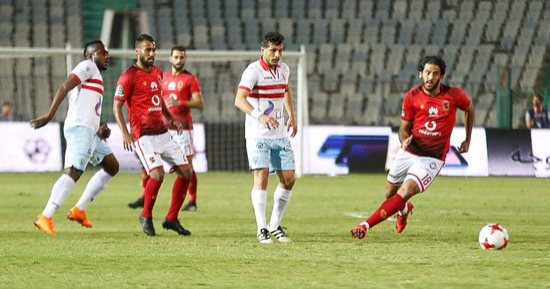 الأهلى والزمالك.. قمة على خط النار