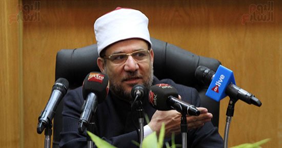 وزير الأوقاف للرئيس: سر على بركة الله فى طريق تحقيق المجد لمصر