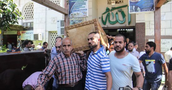 سيد جوهر وطارق سعيد وأحمد الوليد وراجح وهبة فى جنازة أمين صندوق الشواكيش