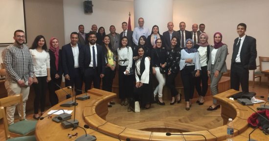 مجموعات شبابية تشارك فى الحوار بلجنة الشباب حول مشروع قانون العمل الثقافى