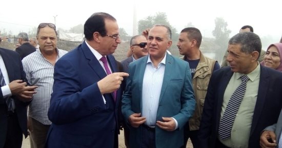 صور.. وزير الرى يفتتح محطة رفع بقيمة 3 ملايين جنيه فى الدقهلية