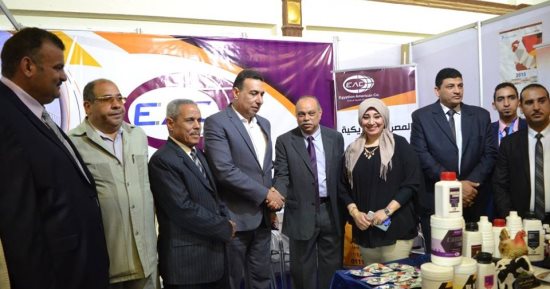 صور.. تبادل الخبرات بالمعرض الأول للثروة السمكية بكفر الشيخ