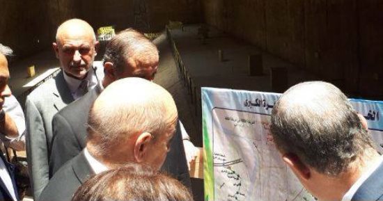 حساب سفارة فرنسا على "تويتر" ينشر صورة زيارة لودريان لمحطة مترو مصر الجديدة