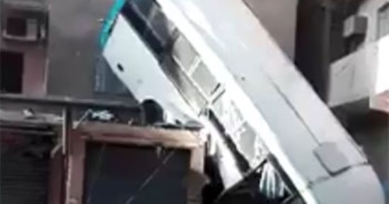 القبض على قائد السيارة المتسبب فى سقوط سور كوبرى صفط اللبن ومصرع شخصين