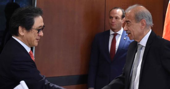 رئيس الوزراء يلتقى رئيس منظمة التجارة الخارجية اليابانية لبحث سبل التعاون - صور