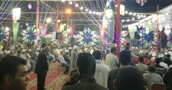 فيديو وصور.. محافظ الأقصر وقيادات الأمن يحضرون الليلة الكبرى لمولد أبو الحجاج
