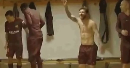 ميسي يرقص عاريا احتفالا بتتويج برشلونة بلقب الدورى الإسباني.. فيديو