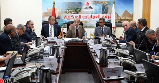 رئيس الوزراء: آخر التقارير الجوية تشير لوجود تجمعات سحب.. وجاهزون للأمطار - صور