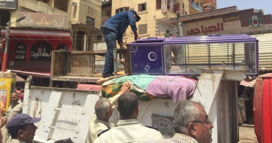 حملة لإزالة اشغالات بنطاق حى اول وثان المحلة بالغربية