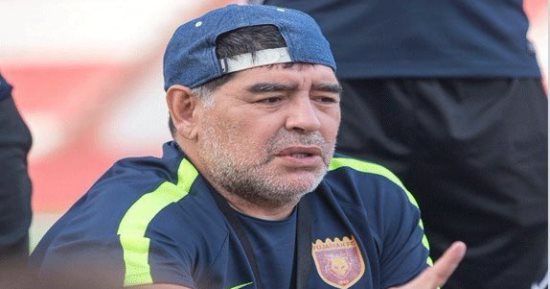 مارادونا يعود لتدريب الفجيرة الإماراتى بعد 48 ساعة من الإقالة
