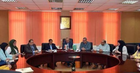 محافظة الشرقية تدرس مشروع إقامة عربات للطعام 