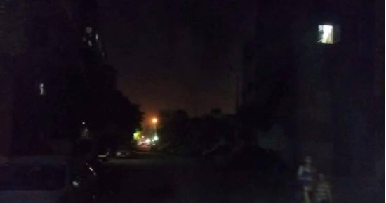 الظلام يخيم على شارع صحة نوبار بشبرا الخيمة والأهالى يستغيثون