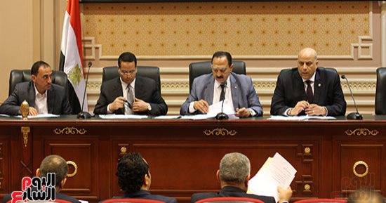 اللجنة الاقتصادية بالبرلمان تستكمل مناقشة قانون قطاع الأعمال العام 