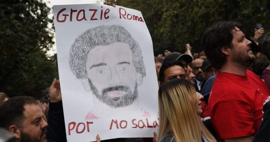 جماهير ليفربول تشكر روما على "هدية" محمد صلاح