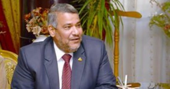 صور.. وكيل شباب سوهاج: إحالة 30 موظفا للنيابة الإدارية فى 2018 بسبب مخالفات