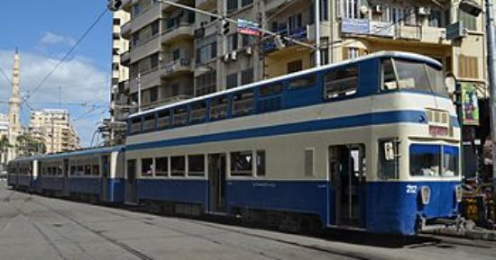 إصابة طالب أثناء عبوره خط ترام الرمل بالإسكندرية