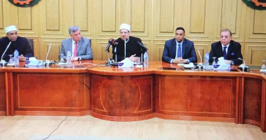 صور ... وزير الأوقاف وسكرتير عام المنوفية يلتقيان قيادات الدعوة بالمحافظة 