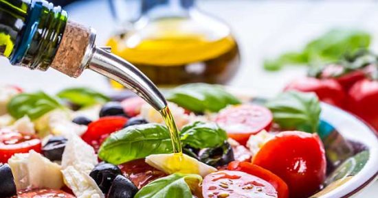 أطعمة تحافظ على صحة عقلك.. تعرف عليها