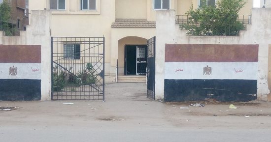 صور.. أهالى قرية الناصرية بدمياط يشكون من غياب الخدمات وسوء حالة الطرق