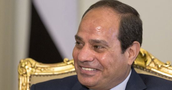 السيسي يشهد توصيات جلسة "محاكاة الاتحاد الأفريقى" وسط تصفيق حار 