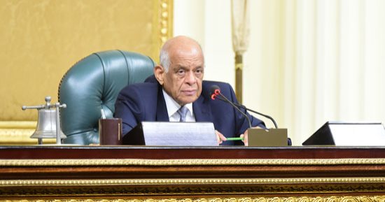 رئيس البرلمان: قانون هيئة تنمية الصعيد بمسماه الحالى يتعارض مع الدستور