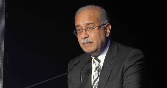 وزير التعليم العالى ينعى المهندس شريف إسماعيل رئيس وزراء مصر السابق