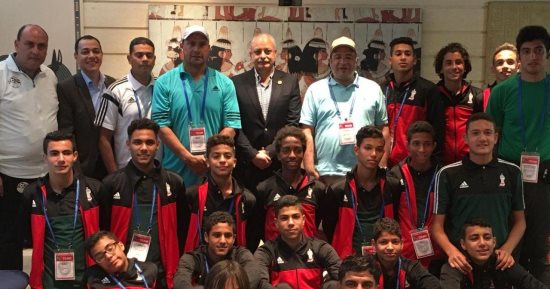 سفير مصر فى طوكيو يحتفى بفوز منتخب القاهرة لكرة القدم بالمركز الثالث