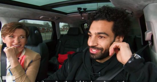 "CNN" لصلاح: لماذا تقبل الأرض بعد كل هدف..ونجم مصر: شكرا لله وليس للأرض