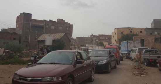غلق طريق ترعة السلام بسبب هبوط أرضى بطريق "دمياط - المنصورة"