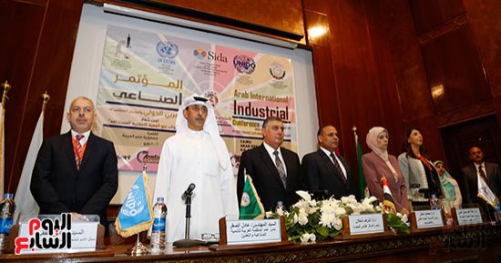 بدء فعاليات المؤتمر الصناعى العربى الدولى بالمركز القومى للبحوث بالسلام الوطنى