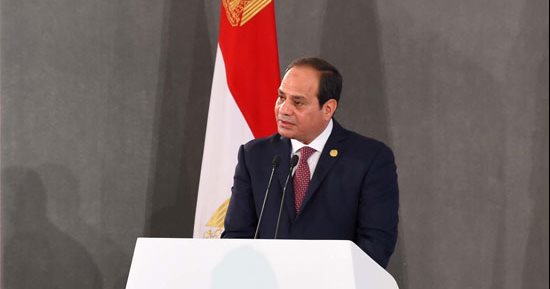 الطريق إلى رئاسة الاتحاد الأفريقى غداً.. أفريقيا فى عقل وقلب السيسى .. %30 من زيارات الرئيس الخارجية من نصيب القارة السمراء.. وشرم الشيخ شاهدة على مبادرات وتوصيات مهمة تؤكد هوية مصر الأفريقية