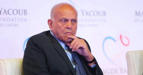 مجدى يعقوب: مركز القلب الجديد سيستقبل 80 ألف مريض بالعيادات الخارجية سنويًا