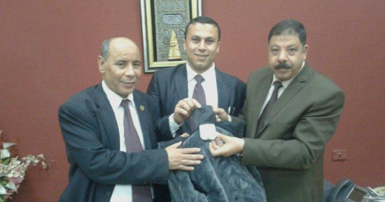 صور.. جمارك المطار تضبط راكب قادم من ميلانو بحوزته أقراص مخدرة وحشيش