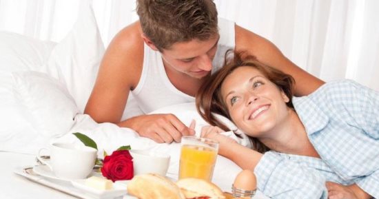 للزوج.. بدون أدوية.. أكلات صديقة للصحة الجنسية