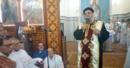 صور.. الأقباط يحتفلون بذكرى ميلاد السيدة العذراء بكفر سليمان بالسنطة