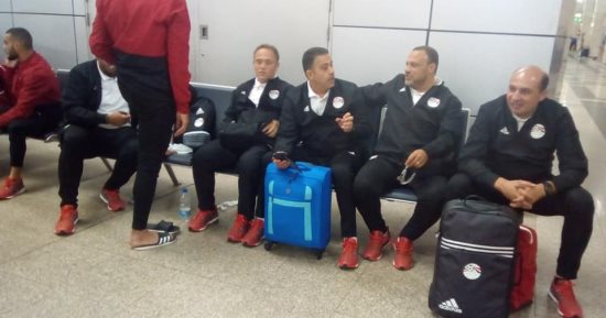 صور.. بعثة منتخب 99 فى مطار القاهرة للسفر للسنغال