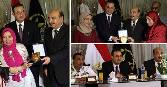 صور.. الشرطة ترفع شعار "التعليم فى الصغر كالنقش على الحجر".. قيادات الداخلية: المدن المرورية ترسخ السلوكيات السليمة لدى تلاميذ المدارس.. ونعزز مصطلحات "العاصمة الإدارية وسيناء 2018 ومكافحة الإرهاب" لدى أطفالنا
