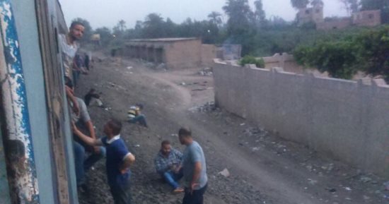 قارئ يشكو من تعطل قطار القاهرة المنصورة أكثر من ساعة ونصف