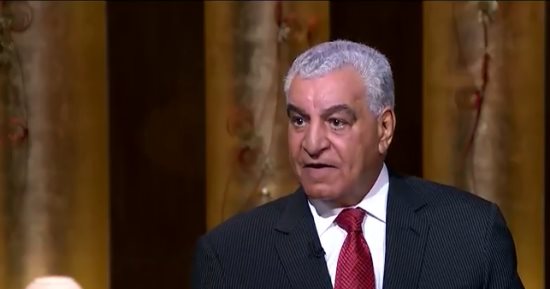 الآثار توافق على إطلاق جائزة زاهى حواس لأفضل أثرى ومرمم فى عيد الأثريين