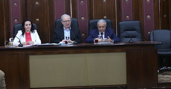 "خطة البرلمان" توصى بالبدء فى إعداد موازنة 19/2020 مع بداية العام المُقبل