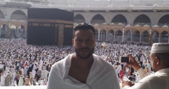 أحمد سمير فرج يحسم مستقبله عقب العودة من العمرة