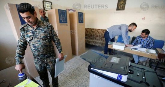 صور.. بدء التصويت لأفراد القوات المسلحة فى الانتخابات البرلمانية بالعراق