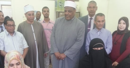 وكيل الأزهر يتابع امتحانات الشفوى بكلية الدراسات الإسلامية للبنات بسوهاج