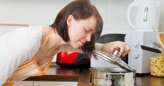 لهذه الأسباب.. غلى الطعام يسبب أضرارا صحية
